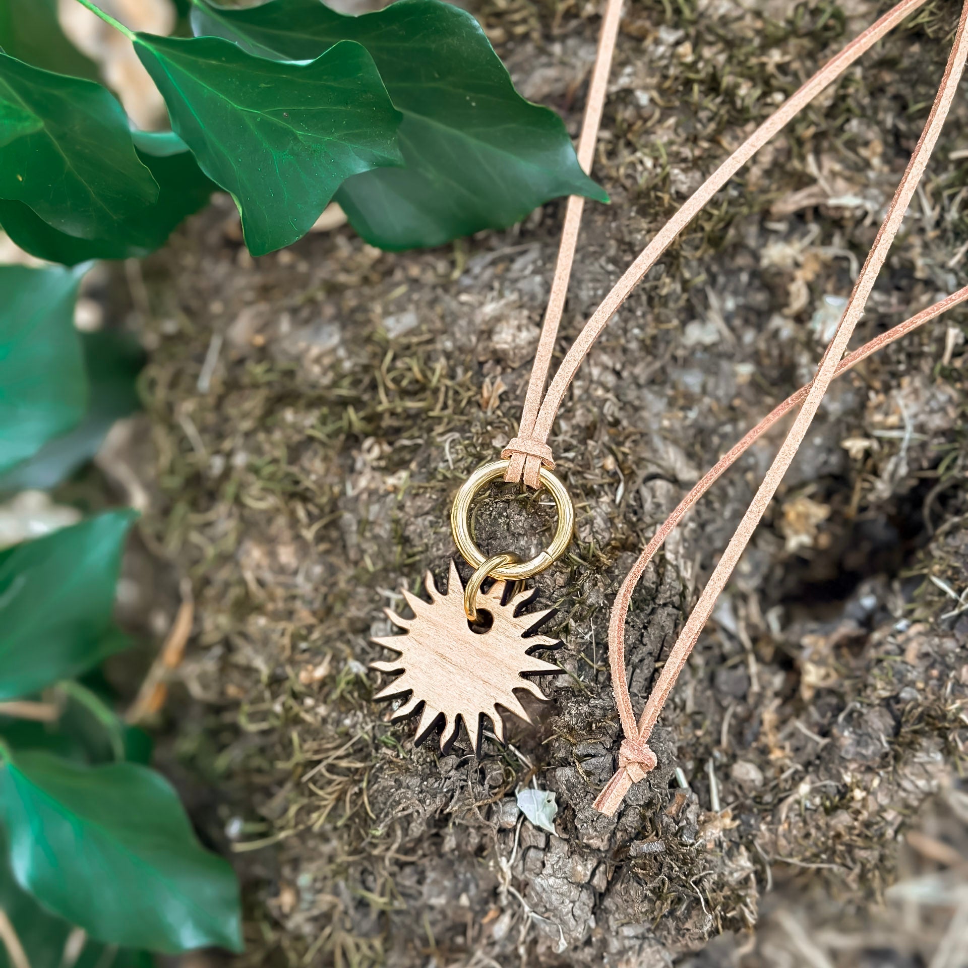Collar antelina Sol